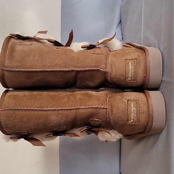 Koolaburra by UGG Suede Bow Boots WO's Size 5 - Picture 3 of 9